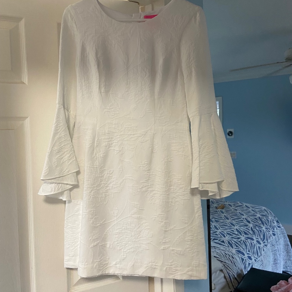 Lilly Pulitzer white floral print with flare sleeves